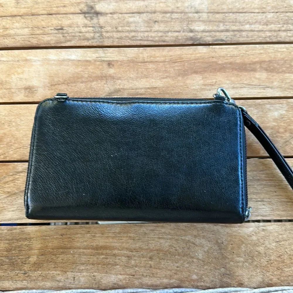 The Sak Iris Large Smartphone Wristlet - Picture 2 of 4